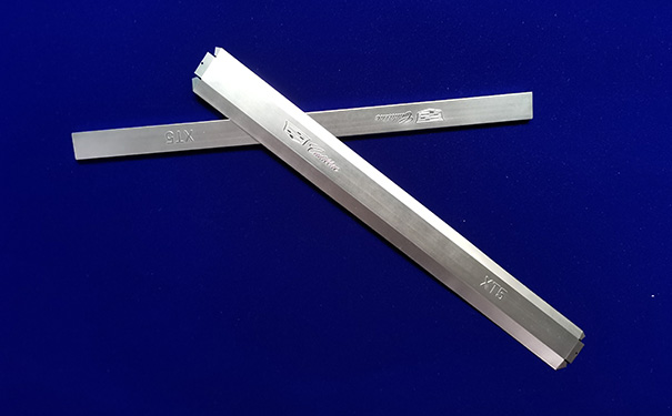 蝕刻汽車銘牌標(biāo)識(shí) 蝕刻汽車銘牌標(biāo)識(shí)